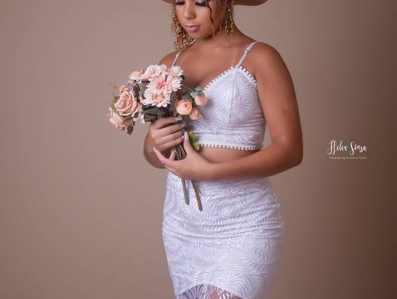 Book estúdio de Ana Clara faz XV