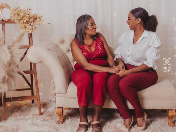 Outros de Ensaio dia das Mães 2021 - Cenário Divã