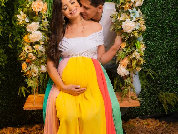 Gestante Estúdio de Amanda a doce espera de  Maria Júlia ( bebê arco íris )