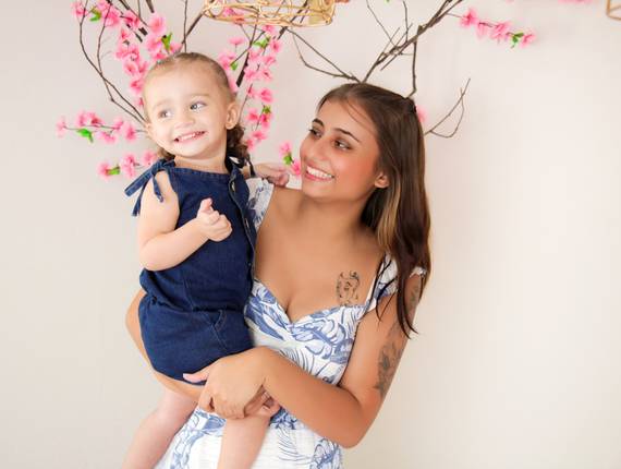 DATAS COMEMORATIVAS de Ensaio dia das mães - Alice