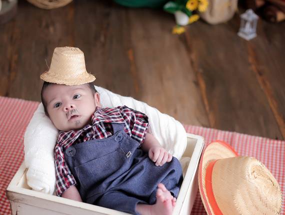 DATAS COMEMORATIVAS de Ensaio de Festa Junina - Leonardo