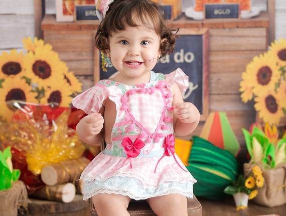 DATAS COMEMORATIVAS de Ensaio de Festa Junina - Ana Luíza