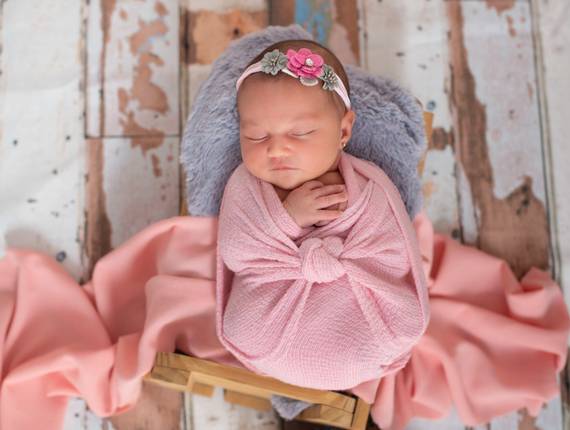 Newborn de Luisa -18 dias 