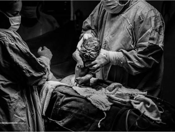 Fotografia de Nascimento de O NASCIMENTO DA MACKENZIE