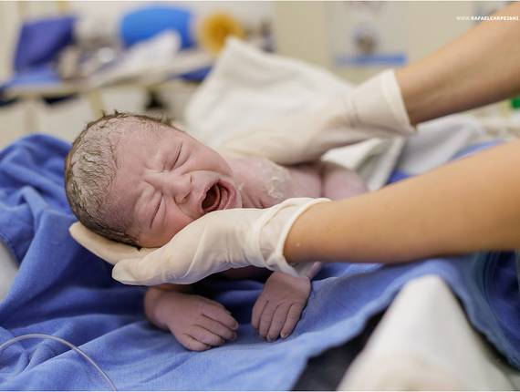 Fotografia de Nascimento de O NASCIMENTO DA HELENA