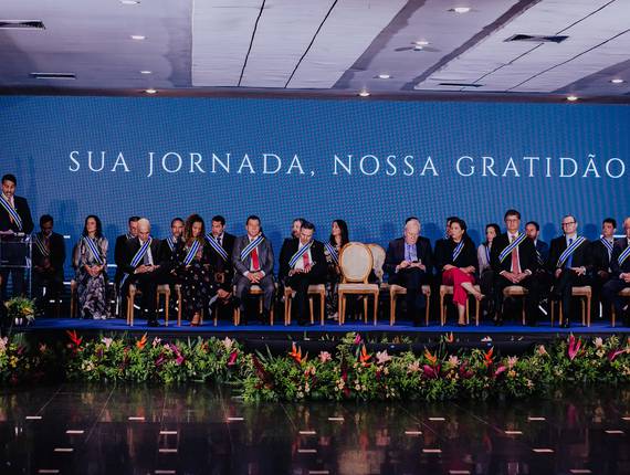 Corporativo de Ordem de Mérito AGU 