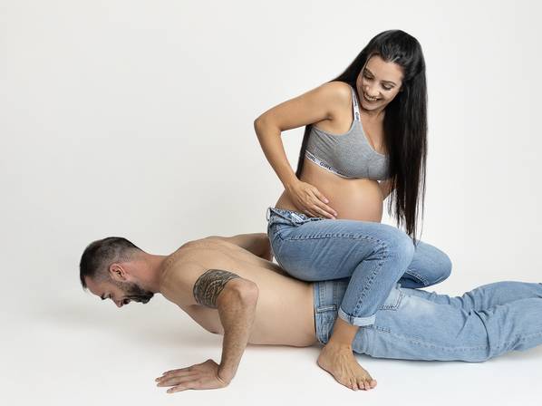 Gravidez de Sessão de Grávida Porto- Fotografia de Gravidez Porto - Sessão Fotográfica Pré Mamã Porto