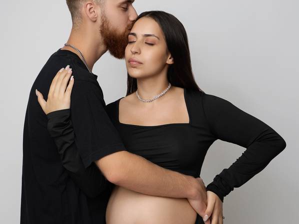 Gravidez de Sessão de Grávida Porto- Fotografia de Gravidez Porto - Sessão Fotográfica Pré Mamã Porto