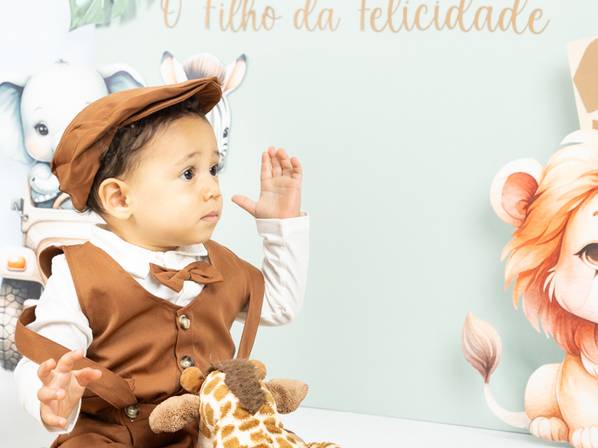 Smash the Cake de Sessão Smash the Cake – Primeiro Aniversário do Benjamim | Fotógrafo Infantil em Paredes, Porto