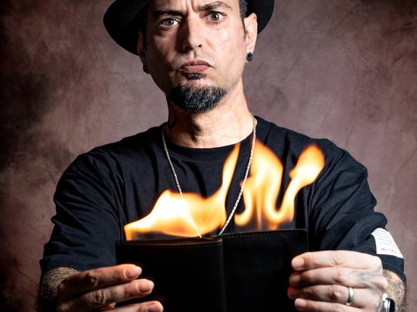 RETRATOS de Bruno Mello - Músico, Compositor e Mágico