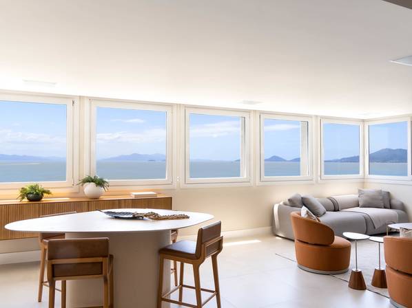 ARQUITETÔNICAS de APARTAMENTO FRENTE MAR 