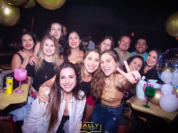 BALLY HOUSE  de AFTER DE CARNAVAL BALLY 16/02