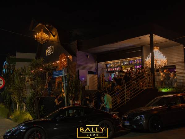 BALLY SERTANEJO de FERIADOUUU NA BALLY 