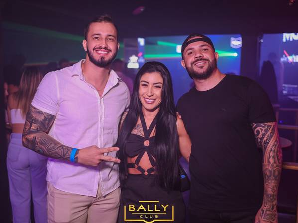 BALLY SERTANEJO de SEXTOU 