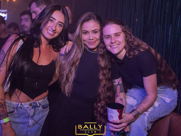 BALLY HOUSE  de SEXTOU NA BALLY  