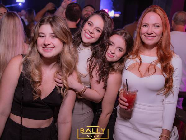 BALLY SERTANEJO de SABADOU NA BALLY 14/03