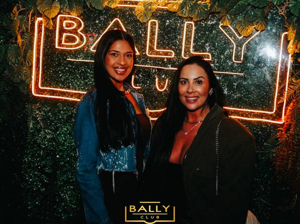 BALLY HOUSE  de SEXTOU NA BALLY  