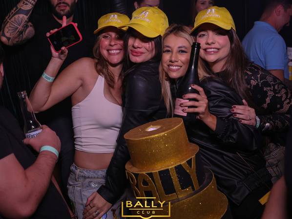 BALLY SERTANEJO de SABADOU NA BALLY 27/06