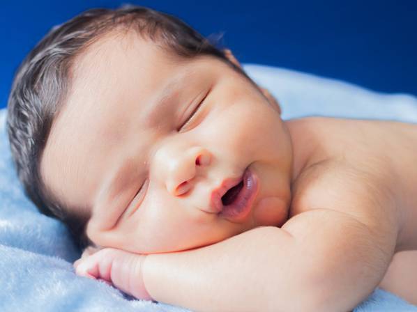 Ensaio Newborn de Ensaio Newborn