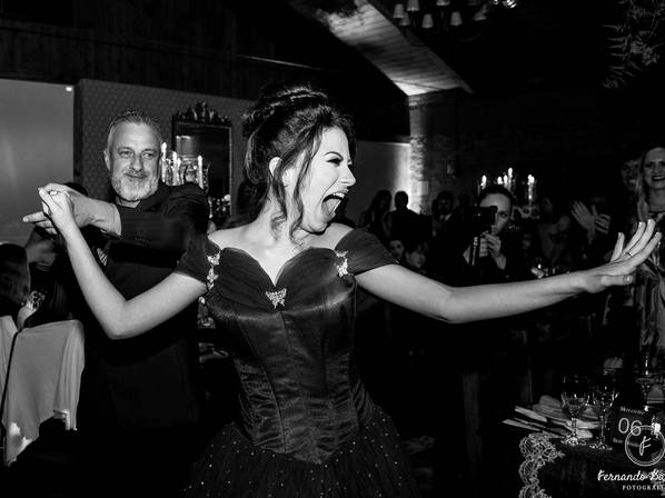 15 Anos de Gabriela Krolikowski Demori