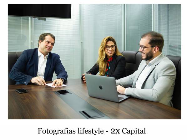 Fotografia Corporativa Lifestyle de Fotografia Corporativa lifestyle e Retratos de Executivos em SP - 2X Capital