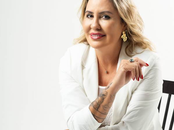 Retrato Corporativo  de Ensaio para Perfil Profissional  em Santos - Dra Silvia Oliveira