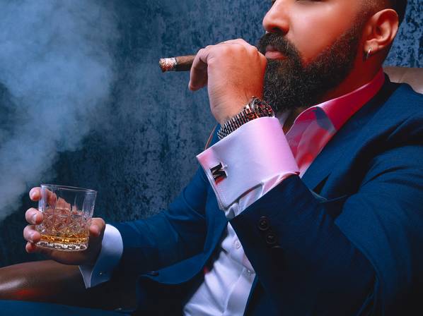 Corporativo de Maykol