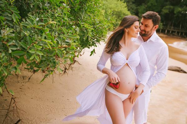 ENSAIO GR VIDA EXTERNO Ensaio gestante na praia Barra Norte