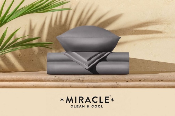 miraclereview.alboompro.com