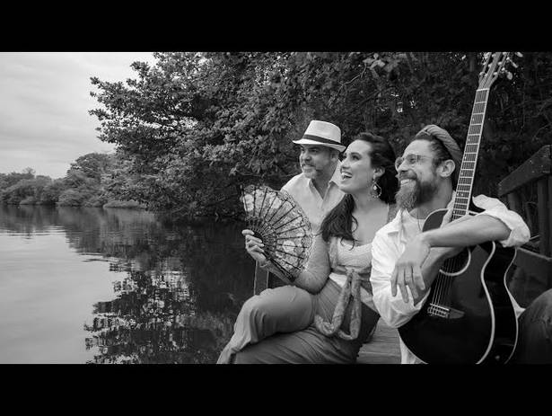 Vídeos de Mulher é Raiz - Maha Sati, Cacá Guifer e Thiago Suliano