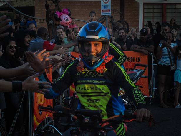 Fotojornalismo of Luquinha Wheeling - Acrobacia de Moto