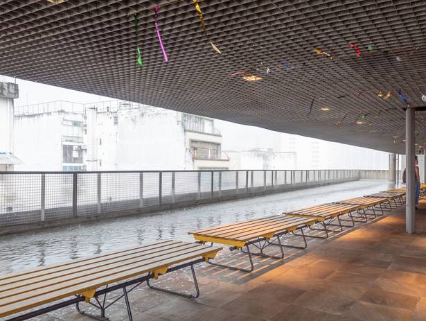 Arquitetura de Sesc 24 de Maio