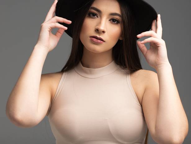 Ensaio Feminino de Raynara Souza - Estúdio