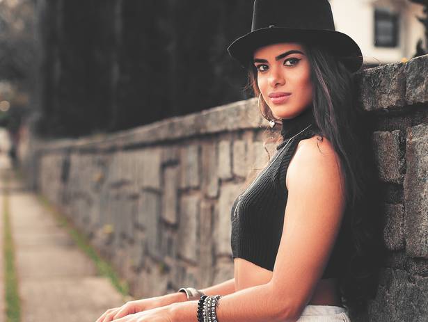 Ensaio Feminino de Dani Claussen