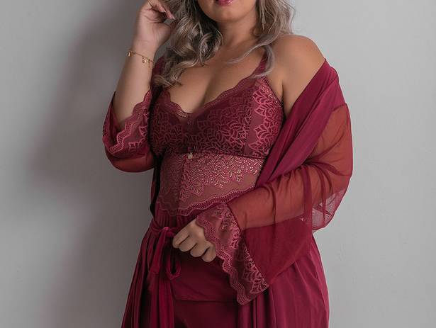 Moda de Moda íntima Del Valle - Modelo Plus Jéssika Cari