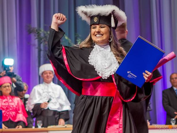 FORMATURAS de Formatura na Unisinos em São Leopoldo – Luana