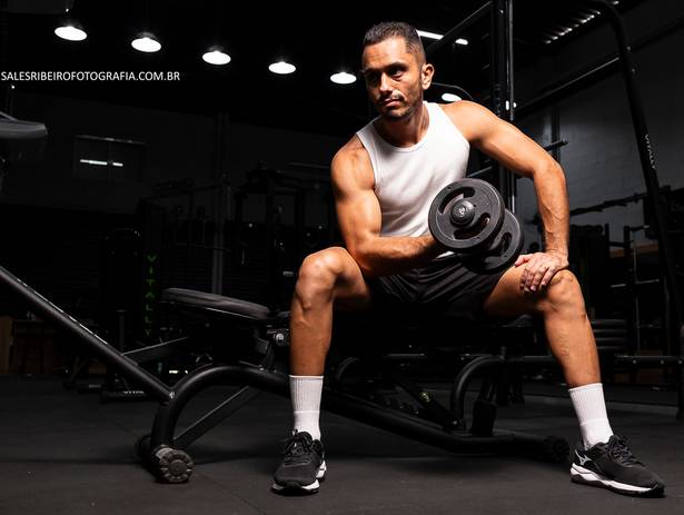 Ensaio profissional de Leoni