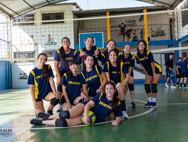 Família de Colégio Objetivo 