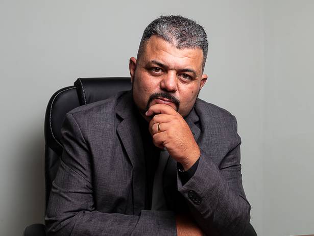 Ensaio profissional de Robson Delatorre