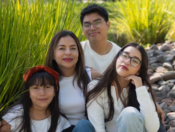 SESIÓN FAMILIA de Sesión Familiar en Querétaro | Fotografías Naturales para Toda la Familia