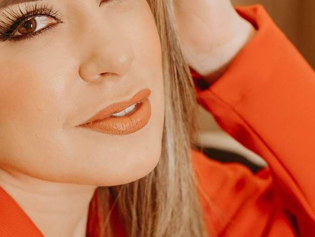 Ensaio corporativo  de Débora- corporativo