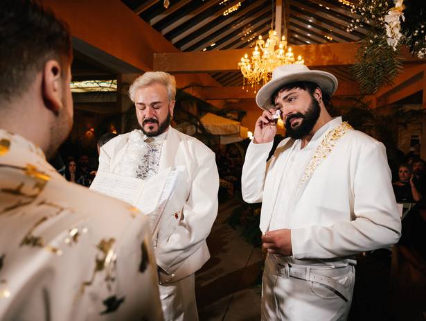 Casamentos Salão de Casamento de Raffah e Júlio | Um dia de emoção, encontros e uma festa inesquecível