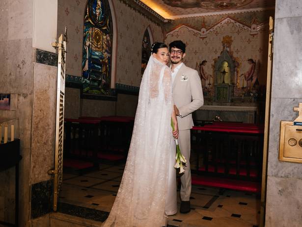 Casamento em Igreja de Mini Wedding na Capela da Igreja da Pompéia em Santos com festa no Al Mare