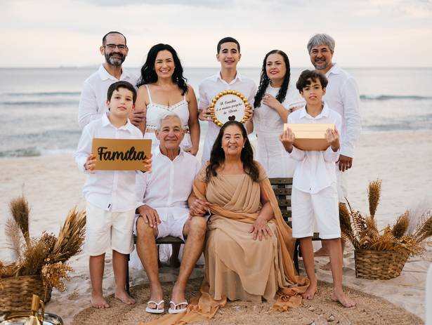 Bodas de Bodas de Ouro em Maresias: 50 Anos de Casamento Pé na Areia