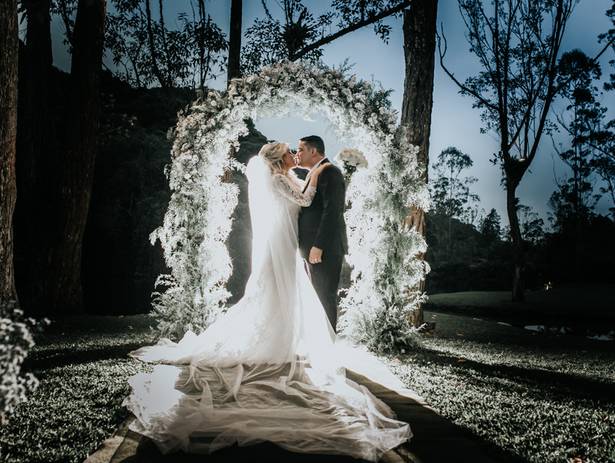 Casamento no Campo de Tati e Sérgio - Casamento no Espaço Serra do Mar em SBC/SP