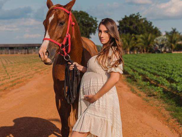 Gestante de Ensaio Fotográfico Ana Paula