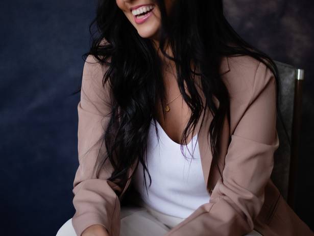 Corporativo de Juliana Viana
