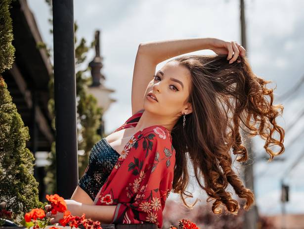 ENSAIO de LÍVIA DE BEM