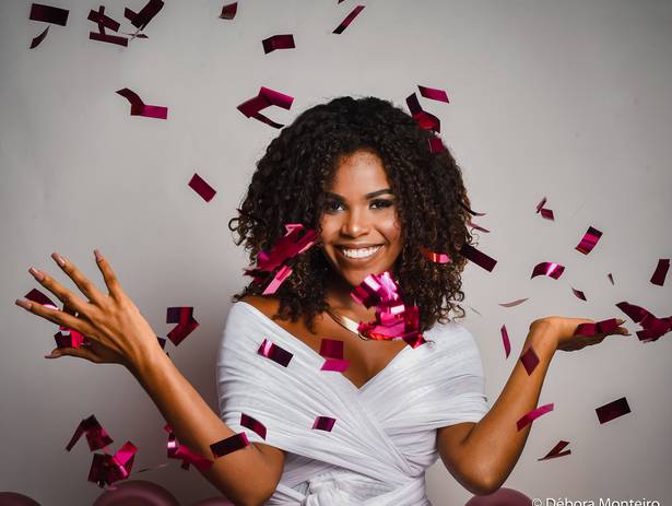 ENSAIO DE ANIVERSÁRIO de Ensaio de Aniversário - Mirella faz 19 anos