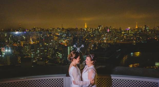 Filmes de Vídeo Mara e Luciene | Terraço Itália